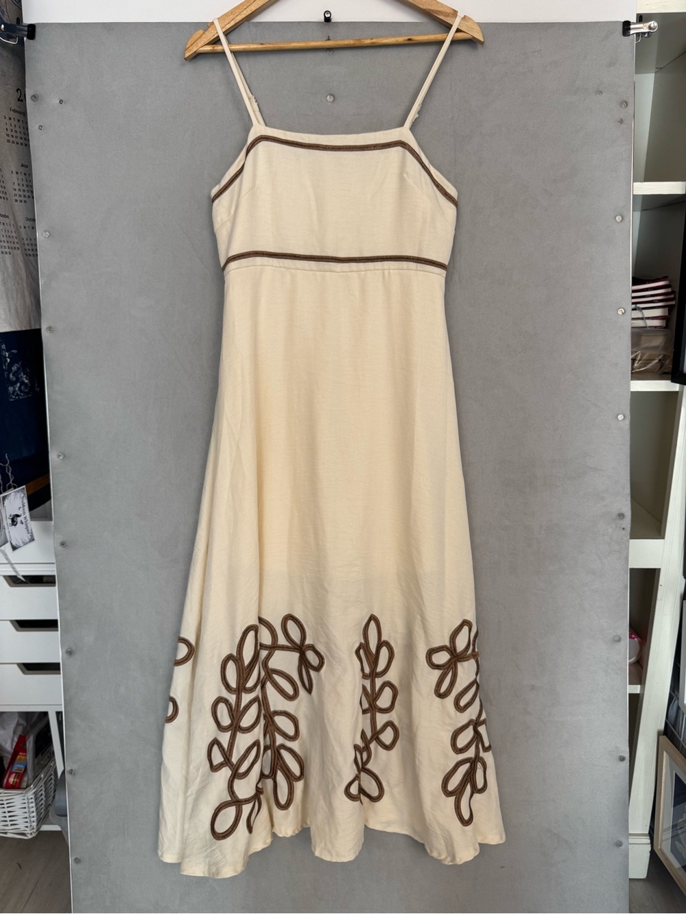 Cream Embroidered Maxi Dress S/M Brown Floral Applique Spaghetti Strap Boho Y2K